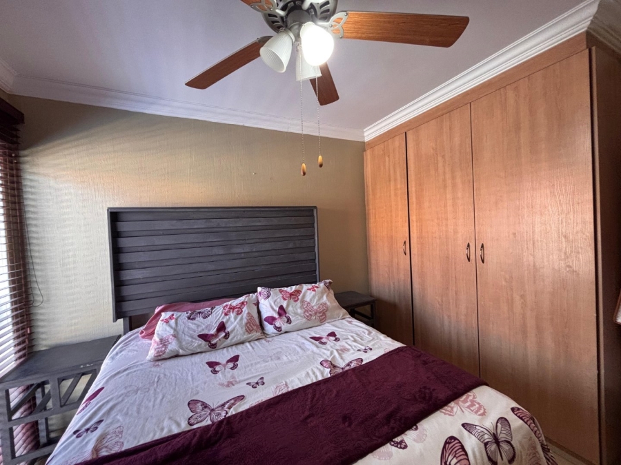 1 Bedroom Property for Sale in Bult South North West